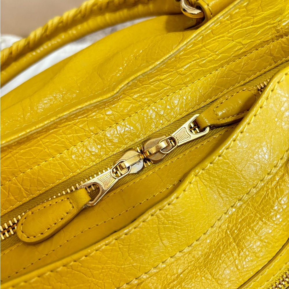Balenciaga Giant 12 Golden Velo Bag in Lemon - Picture 3 of 10